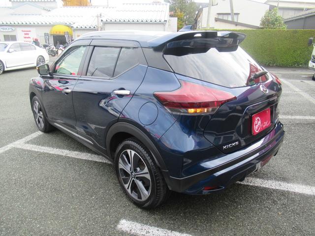 キックス Ｘ　ワンオーナー　寒冷地仕様　プロパイロット　デジタルインナーミラー　純正リヤスポイラー　前席シートヒーター　ハンドルヒーター　純正ナビ　ＤＶＤ再生　Ｂｌｕｅｔｏｏｔｈ　ＨＤＭＩ　フルセグ　ミラーカバー（9枚目）