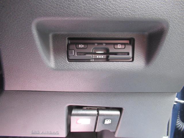 キックス Ｘ　ワンオーナー　寒冷地仕様　プロパイロット　デジタルインナーミラー　純正リヤスポイラー　前席シートヒーター　ハンドルヒーター　純正ナビ　ＤＶＤ再生　Ｂｌｕｅｔｏｏｔｈ　ＨＤＭＩ　フルセグ　ミラーカバー（15枚目）