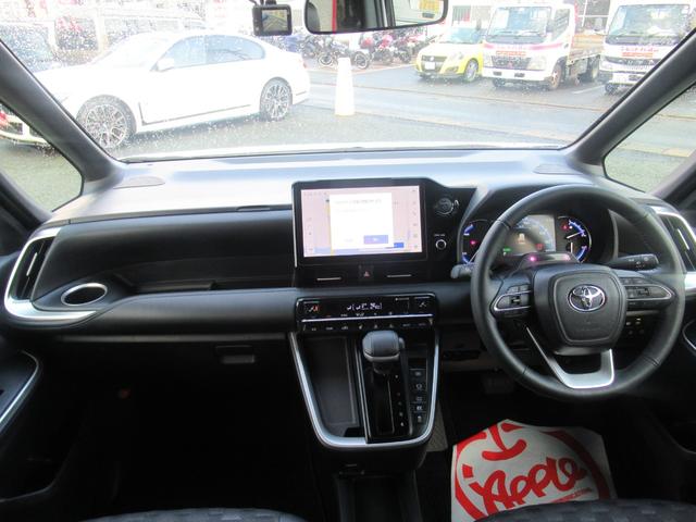 ヴォクシー ハイブリッドS-Z 純正メモリーナビ フリップダウンモニター 両側パワースライドドア パワーバックドア モデリスタエアロ ハンドルヒーター TVキャンセラー バックカメラ モデリスタ18インチアルミホイール(11枚目)