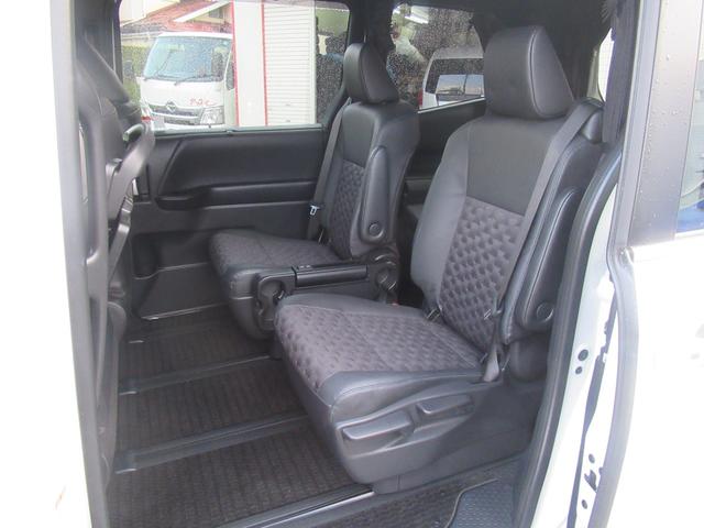 ヴォクシー ハイブリッドS-Z 純正メモリーナビ フリップダウンモニター 両側パワースライドドア パワーバックドア モデリスタエアロ ハンドルヒーター TVキャンセラー バックカメラ モデリスタ18インチアルミホイール(28枚目)