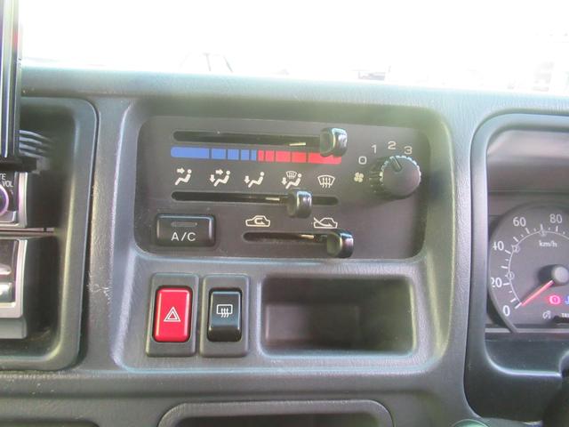 サンバーバン VB 5速マニュアル タイミングベルト交換済(99597km時) 規格外スバルハンドル LEDライト フロントガラスフィルム張り 前回車検透度測定クリア済(14枚目)