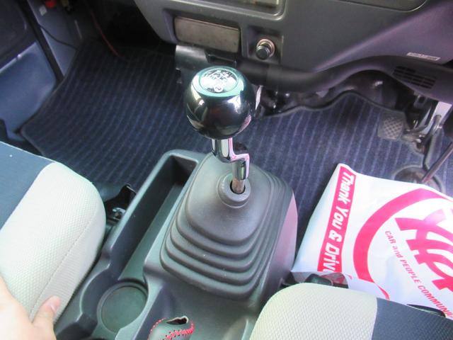 サンバーバン VB 5速マニュアル タイミングベルト交換済(99597km時) 規格外スバルハンドル LEDライト フロントガラスフィルム張り 前回車検透度測定クリア済(17枚目)