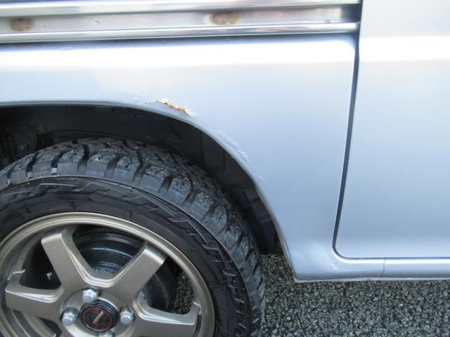 サンバーバン VB 5速マニュアル タイミングベルト交換済(99597km時) 規格外スバルハンドル LEDライト フロントガラスフィルム張り 前回車検透度測定クリア済(29枚目)