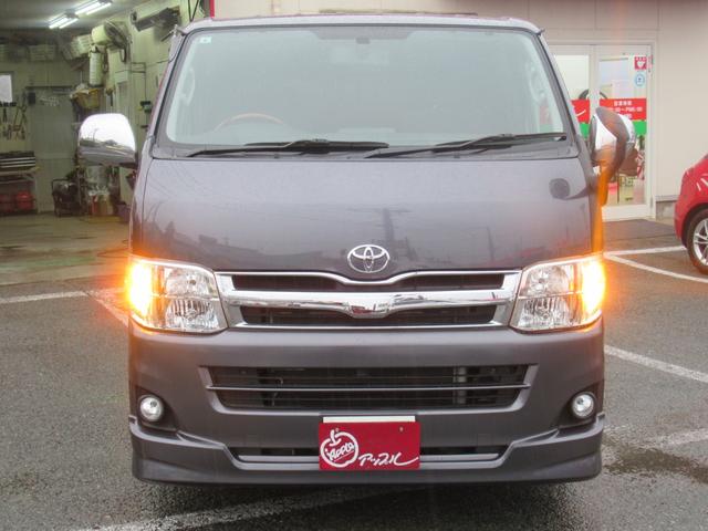 ハイエースバン ロングスーパーGL 4WD 寒冷地仕様 ローダウン 社外16インチ 純正フロントリップ・リヤスポイラー リヤヒーター 社外リヤコンビランプ 純正ナビ DVD再生 Bluetooth フルセグ バックカメラ ETC(3枚目)