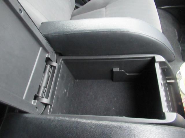 ハイエースバン ロングスーパーGL 4WD 寒冷地仕様 ローダウン 社外16インチ 純正フロントリップ・リヤスポイラー リヤヒーター 社外リヤコンビランプ 純正ナビ DVD再生 Bluetooth フルセグ バックカメラ ETC(23枚目)