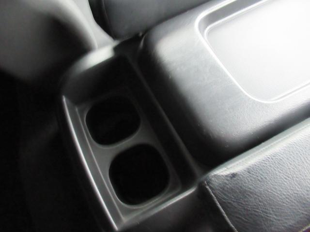 ハイエースバン ロングスーパーGL 4WD 寒冷地仕様 ローダウン 社外16インチ 純正フロントリップ・リヤスポイラー リヤヒーター 社外リヤコンビランプ 純正ナビ DVD再生 Bluetooth フルセグ バックカメラ ETC(24枚目)