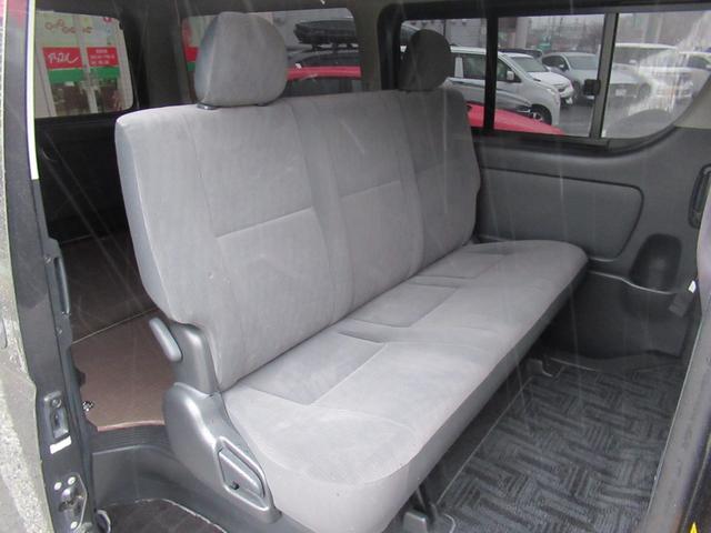 ハイエースバン ロングスーパーGL 4WD 寒冷地仕様 ローダウン 社外16インチ 純正フロントリップ・リヤスポイラー リヤヒーター 社外リヤコンビランプ 純正ナビ DVD再生 Bluetooth フルセグ バックカメラ ETC(33枚目)