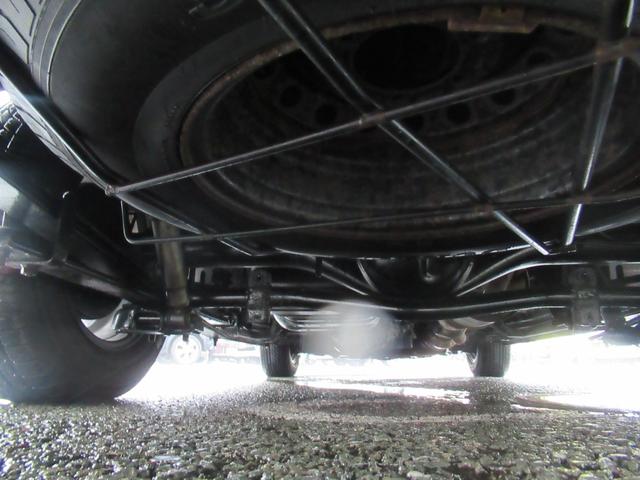 ハイエースバン ロングスーパーGL 4WD 寒冷地仕様 ローダウン 社外16インチ 純正フロントリップ・リヤスポイラー リヤヒーター 社外リヤコンビランプ 純正ナビ DVD再生 Bluetooth フルセグ バックカメラ ETC(40枚目)