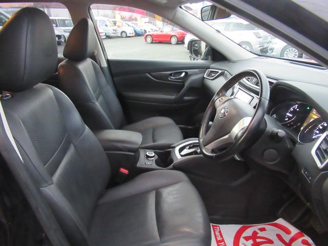 エクストレイル ２０Ｘｔ　エマージェンシーブレーキパッケージ　純正ＳＤナビ　フルセグテレビ　バックカメラ　純正１７インチアルミホイール　カプロンシート　運転席助手席シートヒーター　ＬＥＤライト（11枚目）