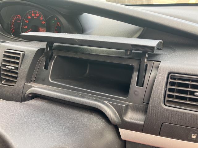 ムーヴ カスタム　Ｘリミテッド　ＣＤオーディオ　スマートキー　電動格納ミラー　ベンチシート　ＣＶＴ　盗難防止システム　ＡＢＳ　アルミホイール　衝突安全ボディ　エアコン　パワーステアリング　パワーウィンドウ（8枚目）