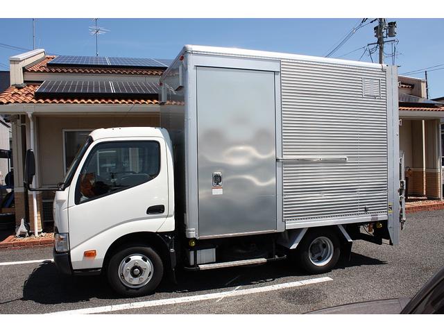 2tアルミ箱車 パワーゲート付き オートマ車 左スライドドア アイドリングストップ バックカメラ ミラータイプモニター ラッシングベルト2段 左ミラー電動格納 オーバーヘッドコンソール ETC 横滑り(11枚目)