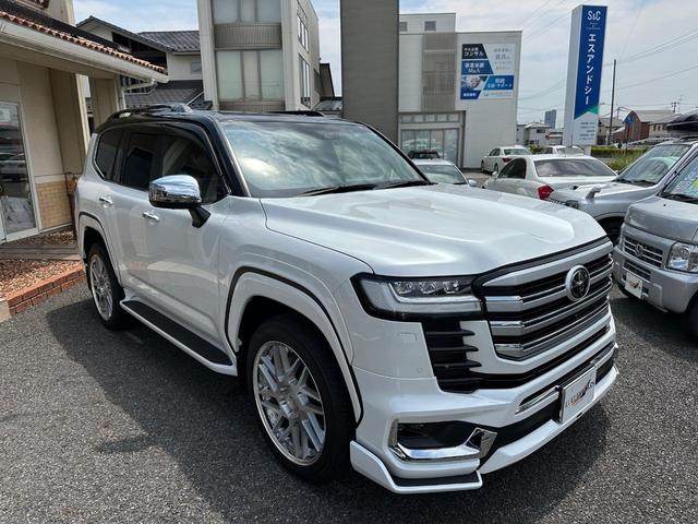 【初売り】 TOYOTA LAND CRUISER ZX | 2022 | PEARL | 8200 km | details 日本酒