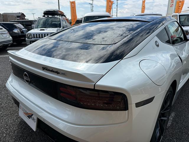 フェアレディＺ バージョンＳＴ　登録済み未使用車　メーカー９型ナビ　バックモニター　アップルカープレイ　ハーフレザーシート　ＢＯＳＥサウンド　１２．３型液晶メーター　ＬＥＤヘッドライト　ＲＡＹＳ製純正１９インチＡＷ（35枚目）