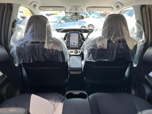プリウスＰＨＶ Ａ　純正ナビ　ＢＴ　カメラ　セーフティセンス　ＢＳＭ　レーダークルーズ　シートヒーターステアリングヒーター　ＬＥＤライト　純正１７ＡＷ　ＥＴＣ２０　ドラレコ　クリアランスソナー　Ｐアシスト　記録簿　禁煙車（14枚目）