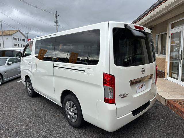 ＮＶ３５０キャラバンバン ロングプレミアムＧＸターボ　純正ナビ　フルセグ　ＢＴ　カメラ　ＥＴＣ　リヤエアコン　リヤヒーター　スマートキー　プッシュスタート　寒冷地仕様　ＨＥＡＴアップ　左右小窓付き　ドラレコ前後　エマージェンシーブレーキ　記録簿　禁煙車（26枚目）
