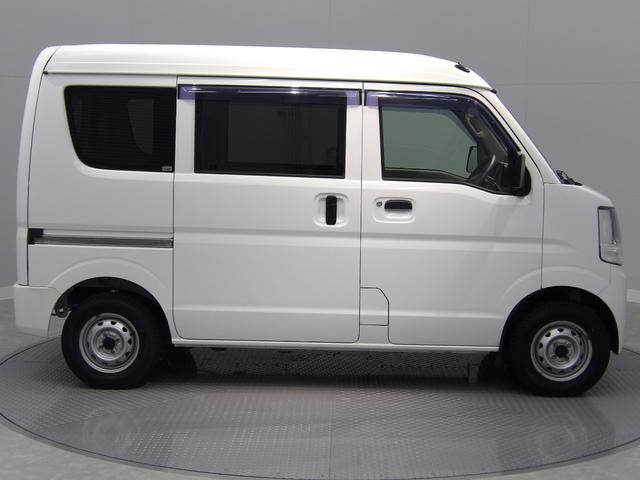 エブリイ ＰＡリミテッド　４ＷＤ　キーレスエントリー　オートギアシフト車（5枚目）