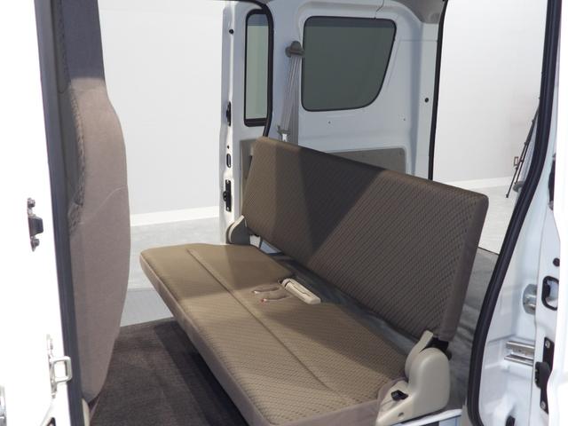 エブリイ ＰＡリミテッド　４ＷＤ　キーレスエントリー　オートギアシフト車（14枚目）