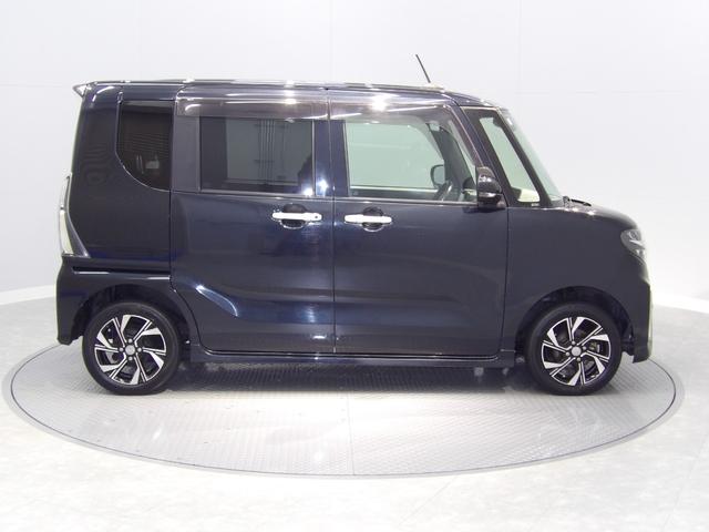 タント カスタムＸ　４ＷＤ　ミラクルオープンドア　両側パワースライドドア　　ＬＥＤヘッドライト　両席シートヒーター　１４インチＡＷ　プッシュスタート　キーフリー　フルオートエアコン（4枚目）