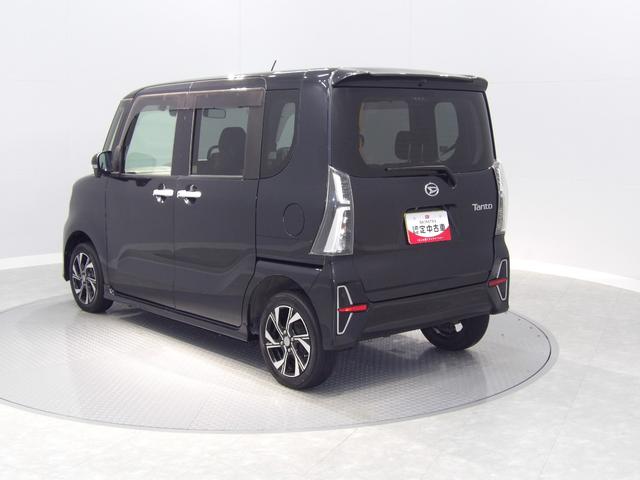 タント カスタムＸ　４ＷＤ　ミラクルオープンドア　両側パワースライドドア　　ＬＥＤヘッドライト　両席シートヒーター　１４インチＡＷ　プッシュスタート　キーフリー　フルオートエアコン（9枚目）