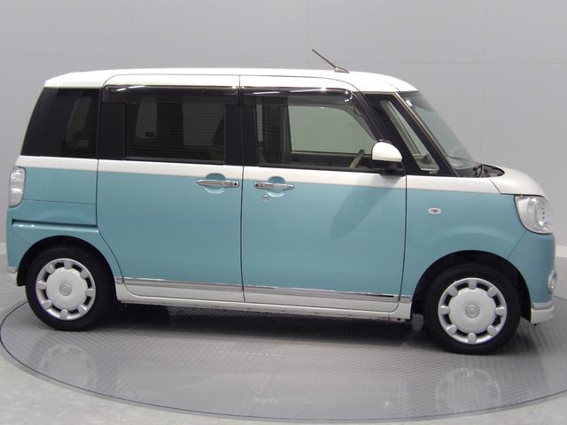 ムーヴキャンバス Ｇメイクアップリミテッド　ＳＡＩＩＩ　４ＷＤ　シートヒーター　エンジンスターター　両側パワースライドドア　ナビ　パノラマカメラ　ＥＴＣ（4枚目）