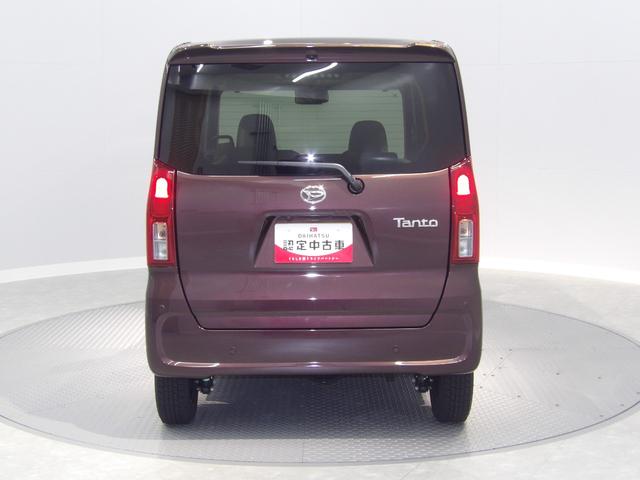 タント Ｘ　４ＷＤ　ＣＶＴ　イモビライザー機能付きキーフリーシステム　プッシュボタンスタート　ＬＥＤヘッドライト　左パワースライドドア　フロント両席シートヒーター　電動パーキングブレーキ　衝突回避支援システム（3枚目）