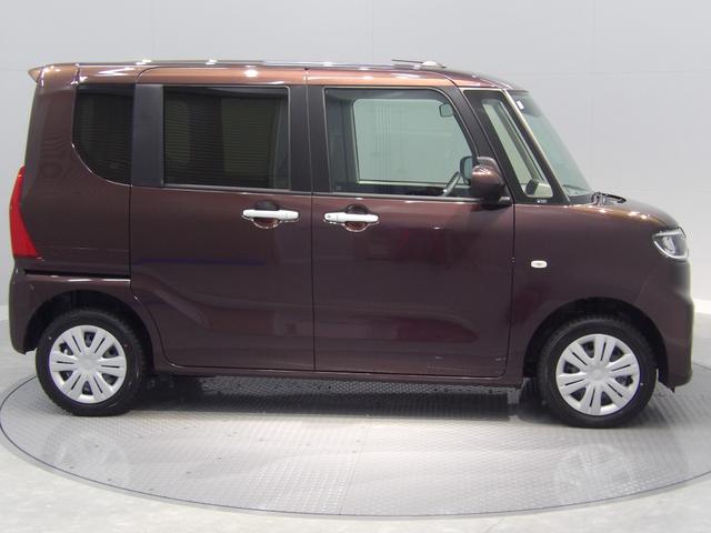 タント Ｘ　４ＷＤ　ＣＶＴ　イモビライザー機能付きキーフリーシステム　プッシュボタンスタート　ＬＥＤヘッドライト　左パワースライドドア　フロント両席シートヒーター　電動パーキングブレーキ　衝突回避支援システム（4枚目）