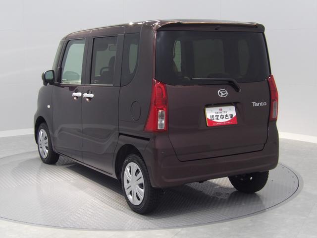 タント Ｘ　４ＷＤ　ＣＶＴ　イモビライザー機能付きキーフリーシステム　プッシュボタンスタート　ＬＥＤヘッドライト　左パワースライドドア　フロント両席シートヒーター　電動パーキングブレーキ　衝突回避支援システム（9枚目）