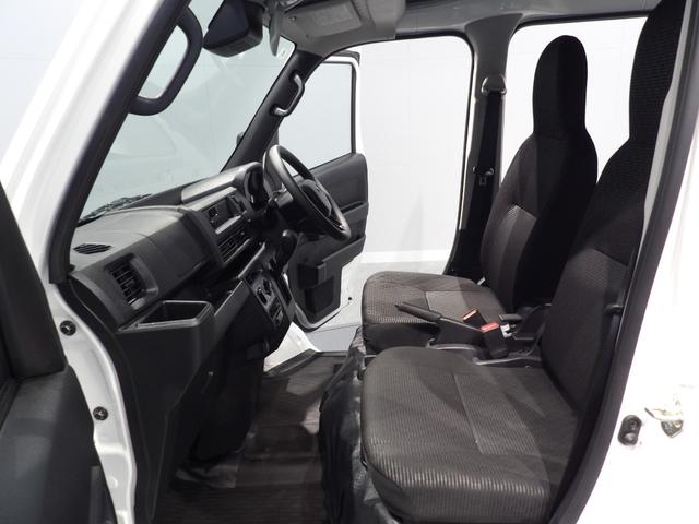 ハイゼットカーゴ ＤＸ　４ＷＤ　スマートアシスト　クリアランスソナー　ＶＳＣ　ＴＲＣ　フロントパワーウインドウ　キーレスエントリー　　ＡＭ／ＦＭラジオ　荷室ＬＥＤランプ　助手席シートスライド　リヤヒーター（12枚目）