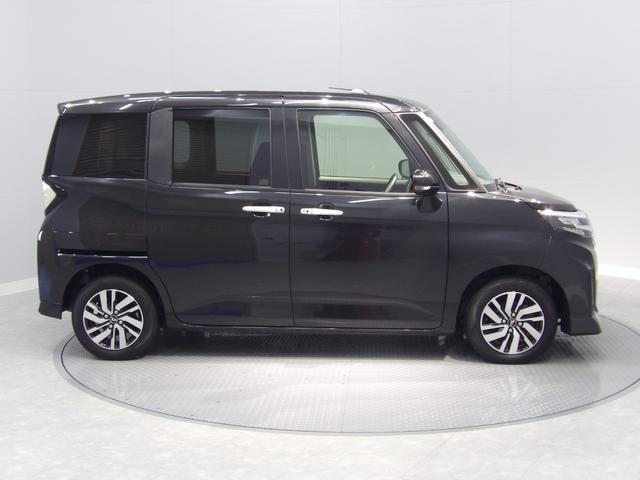 トール カスタムＧ　４ＷＤ　純正ナビ　全周囲モニター　プッシュスタート　アダプティブクルーズコントロール　両側パワースライドドア　クリアランスソナー　ＥＴＣ（4枚目）