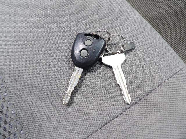 ミライース Ｌｆ　ＳＡ　スマアシ　４ＷＤ　エコアイドル　マニュアルエアコン　キーレスエントリー　パワーウィンドウ　セキュリティアラーム（22枚目）