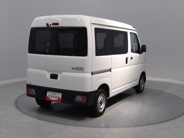 ハイゼットカーゴ ＤＸ　電子制御４ＷＤ　ＣＶＴ　スマートアシスト　リアヒーター　荷室フラット　キーレス　前席パワーウィンドウ　エコアイドル　ＡＢＳ　ＶＳＣ＆ＴＲＣ　１２インチスチールホイール（8枚目）