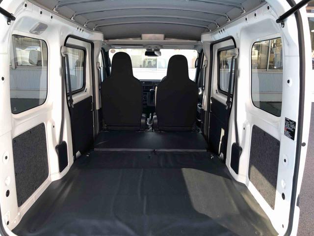 ハイゼットカーゴ ＤＸ　４ＷＤ　走行距離１６４ｋｍ・ＡＭ／ＦＭラジオ　４ＷＤ　スマートアシスト　ＡＭ／ＦＭラジオ　マニュアルエアコン　コーナーセンサー　キーレスエントリー　アイドリングストップ（18枚目）