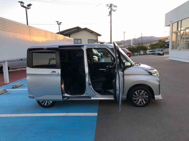 ルーミー カスタムG 4WD 走行距離13240km・ナビ 4WD スマートアシスト ナビ オートエアコン バックモニター ステアリングスイッチ アルミホイール プッシュボタンスタート(51枚目)