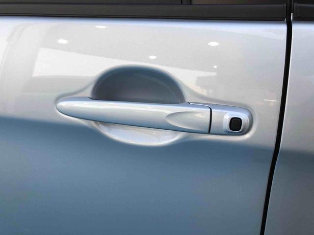 ルーミー カスタムG 4WD 走行距離13240km・ナビ 4WD スマートアシスト ナビ オートエアコン バックモニター ステアリングスイッチ アルミホイール プッシュボタンスタート(66枚目)