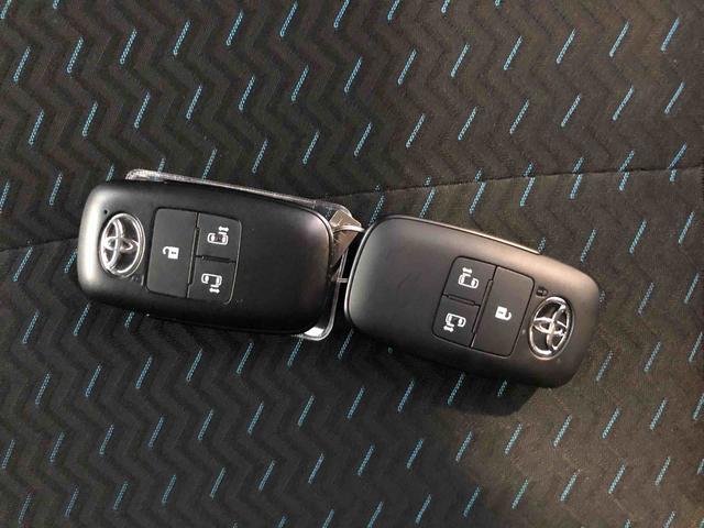 ルーミー カスタムG 4WD 走行距離13240km・ナビ 4WD スマートアシスト ナビ オートエアコン バックモニター ステアリングスイッチ アルミホイール プッシュボタンスタート(78枚目)