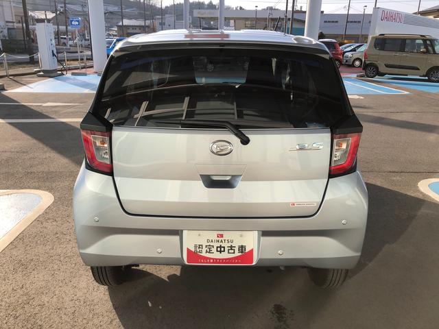 ミライース Ｘ　ＳＡＩＩＩ　４ＷＤ　走行距離２５２７ｋｍ　４ＷＤ　スマートアシスト　フルホイールキャップ　デジタルメーター　マニュアルエアコン　キーレスエントリー　コーナーセンサー（3枚目）