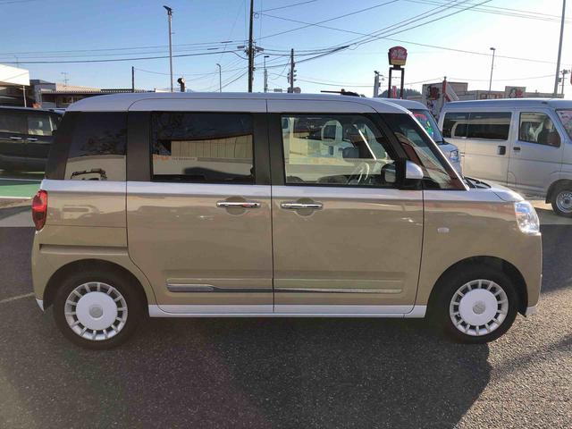 ムーヴキャンバス ストライプスＧ　２ＷＤ　走行距離１９８７６ｋｍ・ナビ　２ＷＤ　スマートアシスト　オートエアコン　ステアリングスイッチ　パノラマモニター　ナビ　フルホイールキャップ　ホッとカップホルダー（4枚目）