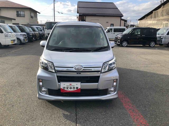 ムーヴ カスタム　Ｘ　４ＷＤ　走行距離４１５９１ｋｍ　４ＷＤ　スマートアシスト　ＣＤチューナー　オーとエアコン　キーフリーシステム　アルミホイール　プッシュボタンスタート（2枚目）