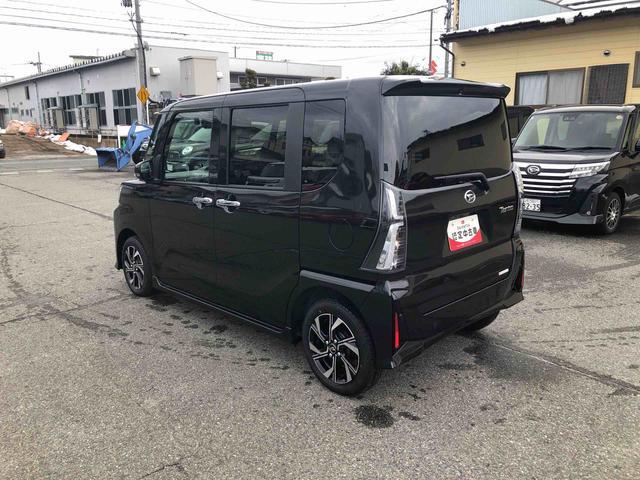 タント カスタムＸ　２ＷＤ　走行距離１６２２ｋｍ　２ＷＤ　スマートアシスト　キーフリーシステム　ディスプレイオーディオ　デジタルメーター　アルミホイール　プッシュボタンスタート（9枚目）