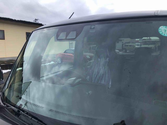 タント カスタムＸ　２ＷＤ　走行距離１６２２ｋｍ　２ＷＤ　スマートアシスト　キーフリーシステム　ディスプレイオーディオ　デジタルメーター　アルミホイール　プッシュボタンスタート（24枚目）