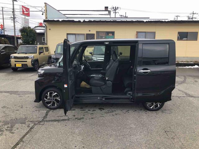 タント カスタムＸ　２ＷＤ　走行距離１６２２ｋｍ　２ＷＤ　スマートアシスト　キーフリーシステム　ディスプレイオーディオ　デジタルメーター　アルミホイール　プッシュボタンスタート（33枚目）