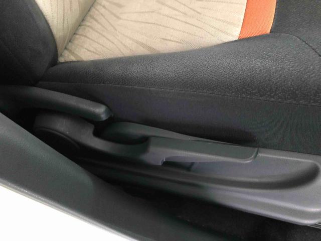 ブーン スタイル　ブラックリミテッド　ＳＡＩＩＩ　４ＷＤ　ナビ　４ＷＤ　スマートアシスト　キーフリーシステム　カーナビ　フルホイールキャップ　コーナーセンサー　ステアリングスイッチ　オートエアコン（47枚目）