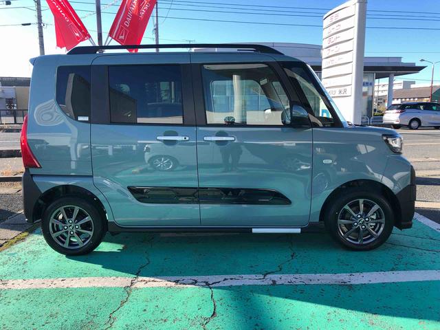 タント ファンクロス 4WD スマートアシスト プッシュボタンスタート キーフリーシステム 電動パーキングブレーキ アルミホイール オートエアコン フロントフォグランプ クルーズコントロール(4枚目)