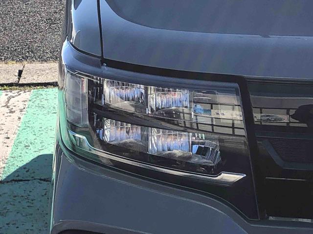 タント ファンクロス 4WD スマートアシスト プッシュボタンスタート キーフリーシステム 電動パーキングブレーキ アルミホイール オートエアコン フロントフォグランプ クルーズコントロール(23枚目)