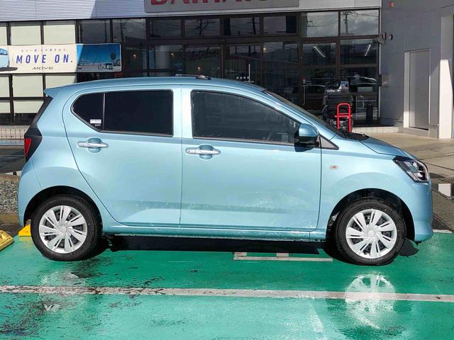 ミライース X SAIII 4WD スマートアシスト 14インチフルホイールキャップ キーレスエントリー コーナーセンサー 自発光式デジタルメーター スモークドガラス LEDヘッドランプ(4枚目)