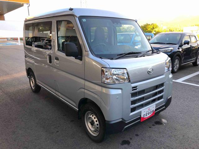 ハイゼットカーゴ ＤＸ　４ＷＤ　走行距離５２４ｋｍ・ＣＤチューナー　４ＷＤ　スマートアシスト　ＣＤチューナー　マニュアルエアコン　スチールホイール　コーナーセンサー　キーレスエントリー（6枚目）