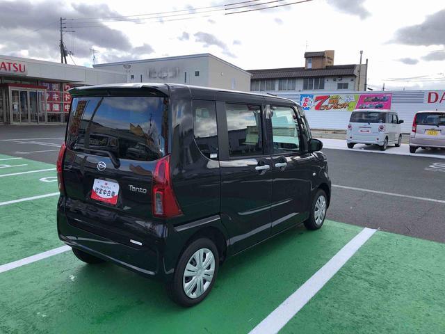 タント Ｘ　４ＷＤ　走行距離５９５８ｋｍ　４ＷＤ　スマートアシスト　スライドドア　オートエアコン　デジタルメーター　フルホイールキャップ　ステアリングスイッチ　プッシュボタンスタート（8枚目）