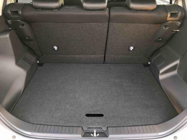 ロッキー プレミアムＧ　ＨＥＶ　２ＷＤ　走行距離３４９４ｋｍ　２ＷＤ　スマートアシスト　アルミホイール　オートエアコン　コーナーセンサー　キーフリーシステム　電動パーキングブレーキ（18枚目）