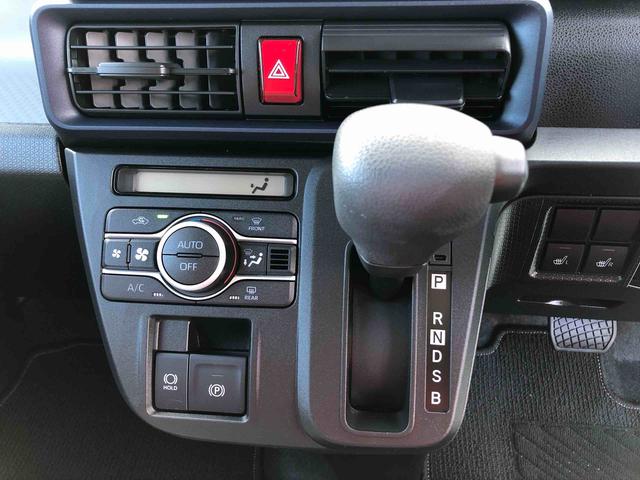 タント Ｘ　４ＷＤ　走行距離３２８５ｋｍ　４ＷＤ　スマートアシスト　オートエアコン　フルホイールキャップ　プッシュボタンスタート　キーフリーシステム　オートエアコン（11枚目）