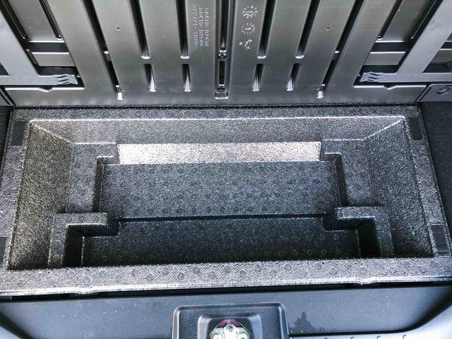 タント Ｘ　４ＷＤ　走行距離３２８５ｋｍ　４ＷＤ　スマートアシスト　オートエアコン　フルホイールキャップ　プッシュボタンスタート　キーフリーシステム　オートエアコン（40枚目）